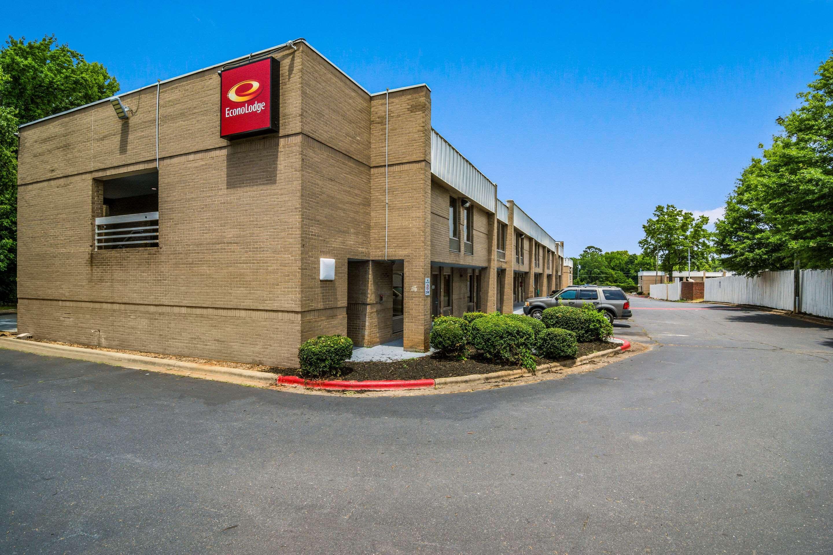 Econo Lodge Airport Near Billy Graham Parkway Шарлотт Экстерьер фото